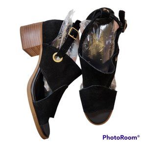 Koopaburra by UGG kaiah black suede stacked blocked heel pump shootie sz 9